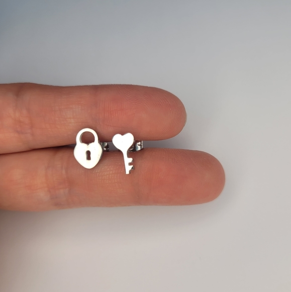 Unique, cute lock and key silver stainless steel earrings with metal backings - Picture 2 of 4